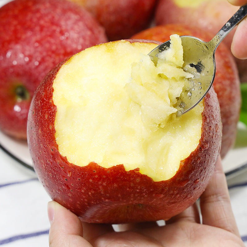Red Qinguan Apple